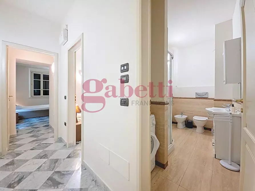 Immagine 13 di Appartamento in vendita  a Pisa