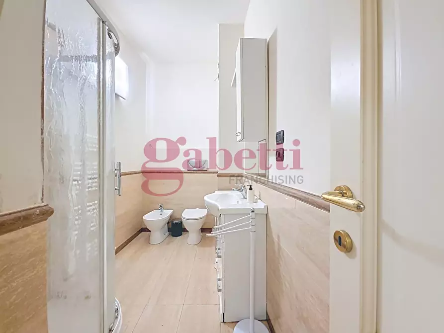 Immagine 12 di Appartamento in vendita  a Pisa