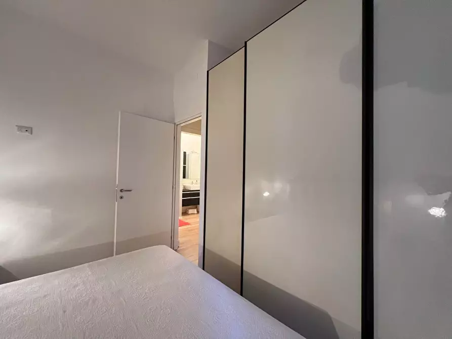 Immagine 31 di Appartamento in vendita  a Viareggio