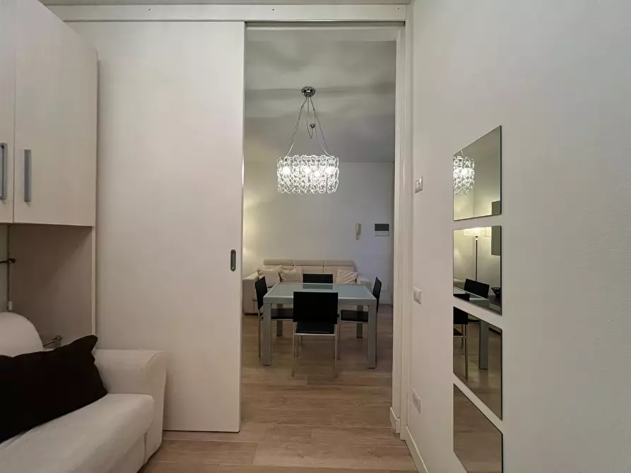 Immagine 14 di Appartamento in vendita  a Viareggio