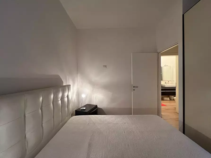 Immagine 30 di Appartamento in vendita  a Viareggio