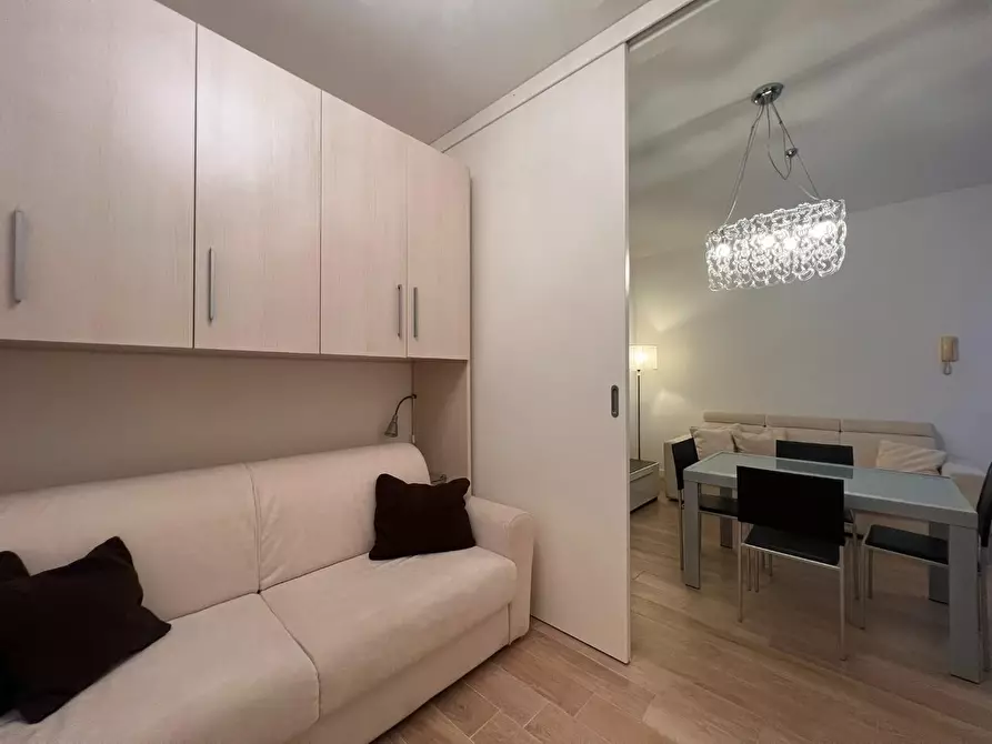 Immagine 15 di Appartamento in vendita  a Viareggio