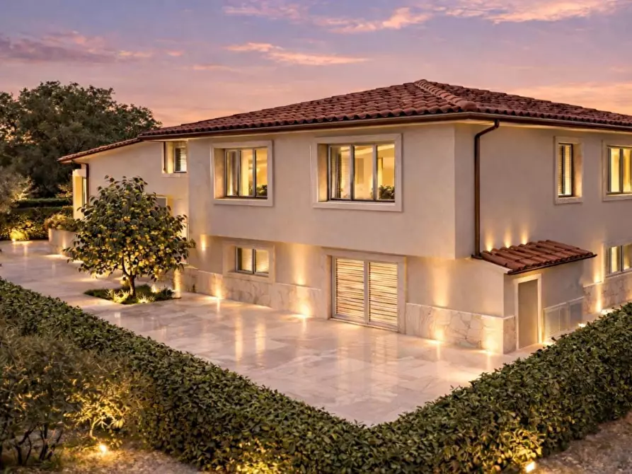 Immagine 2 di Casa indipendente in vendita  a Forte Dei Marmi