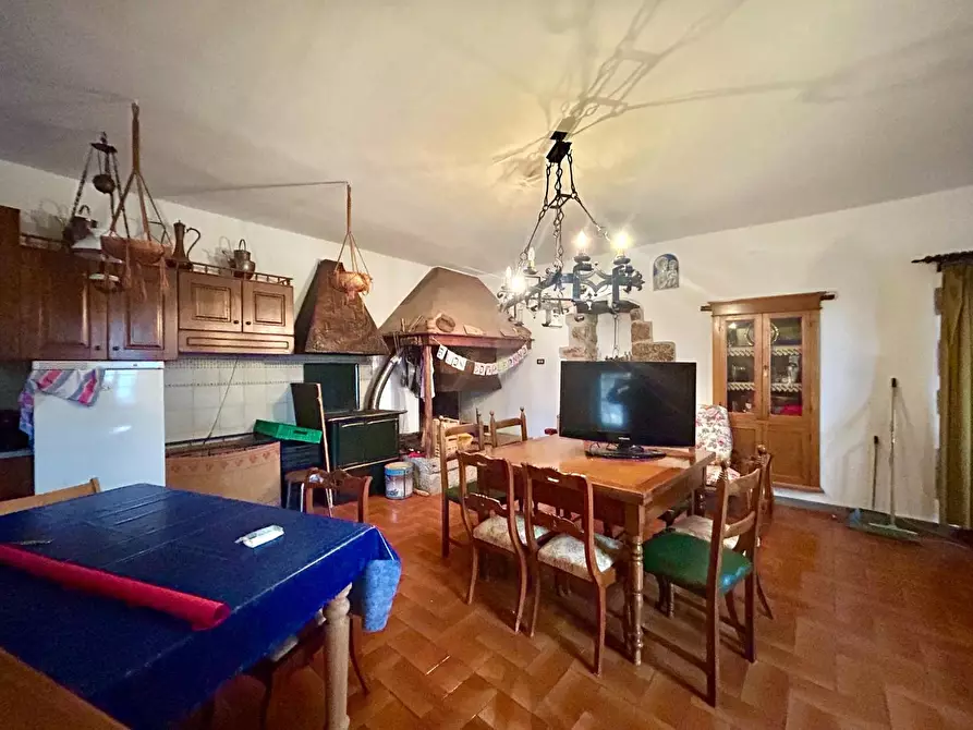 Immagine 10 di Appartamento in vendita  a Sovicille