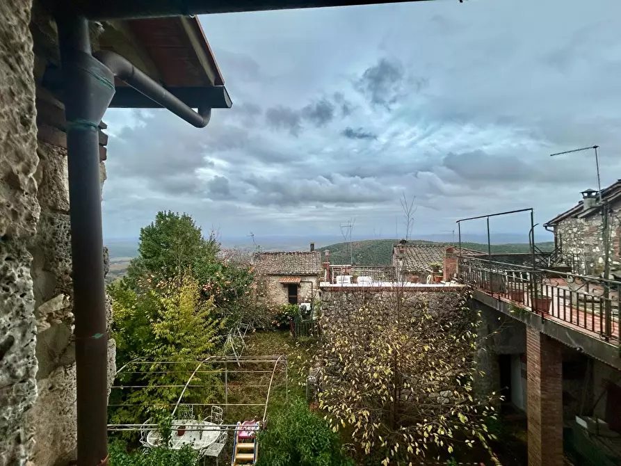 Immagine 13 di Appartamento in vendita  a Sovicille