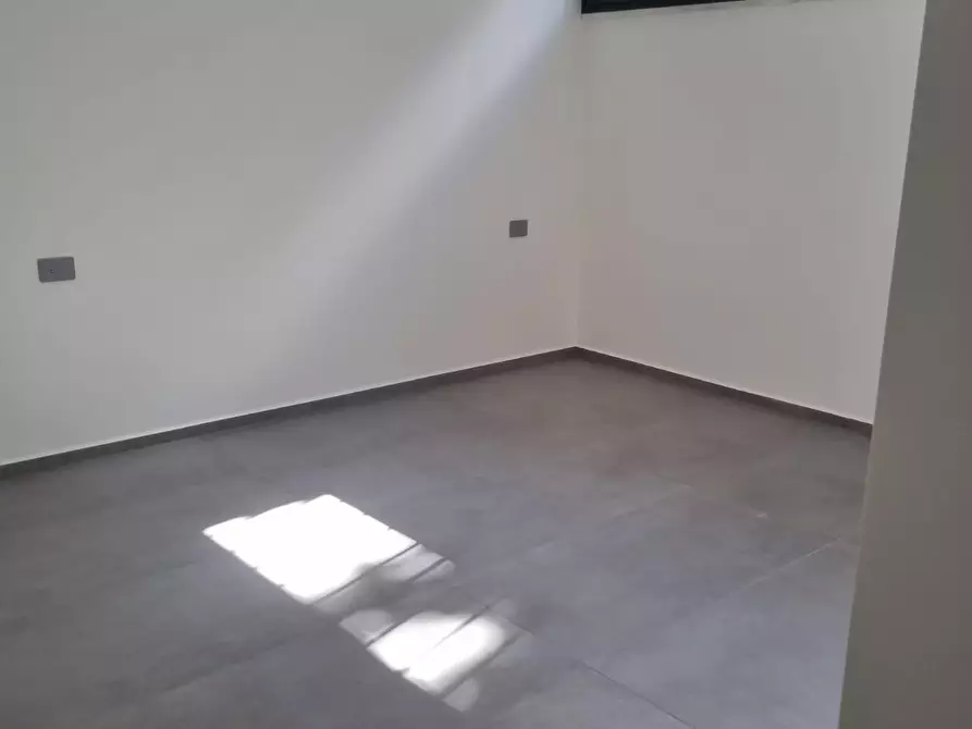 Immagine 19 di Porzione di casa in vendita  a Formia