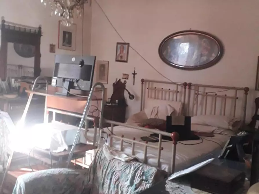 Immagine 12 di Villa in vendita  a Lastra A Signa