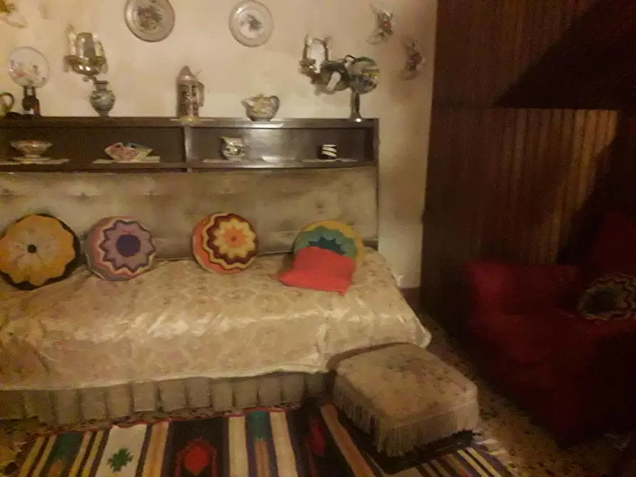 Immagine 8 di Villa in vendita  a Lastra A Signa