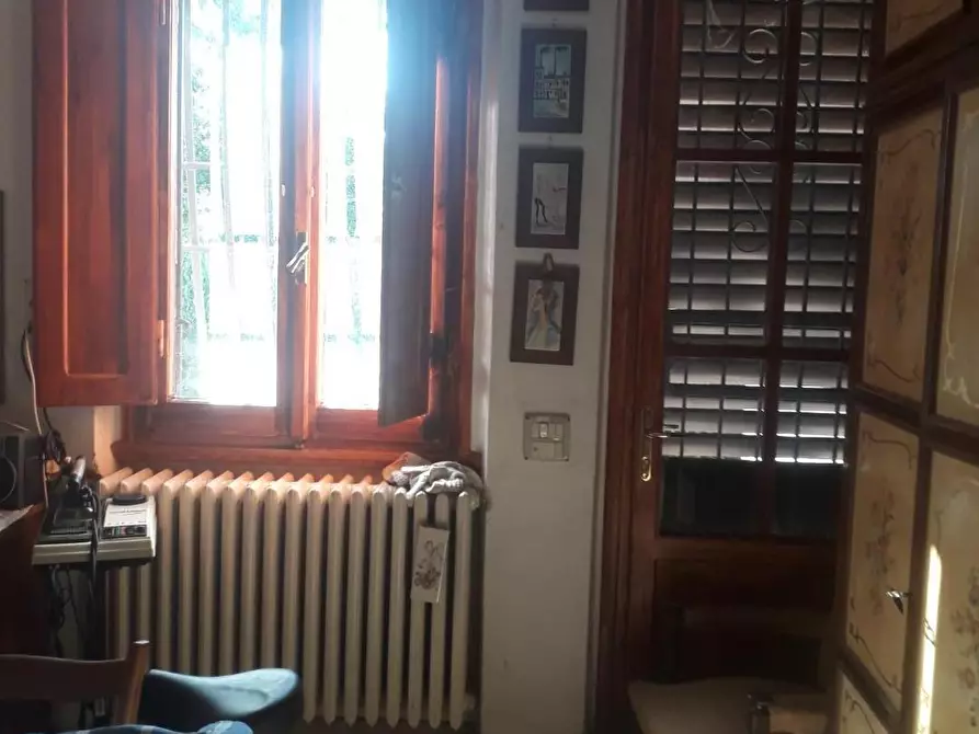 Immagine 19 di Villa in vendita  a Lastra A Signa