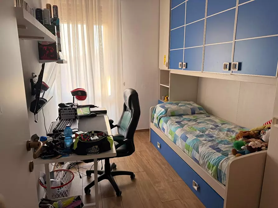 Immagine 4 di Appartamento in vendita  a Viareggio