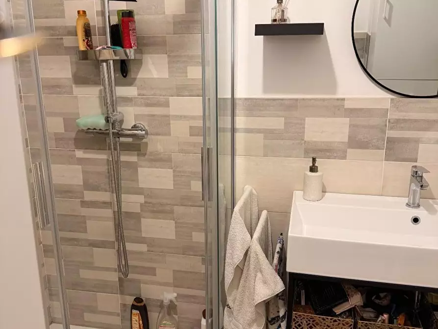 Immagine 5 di Appartamento in vendita  a Viareggio