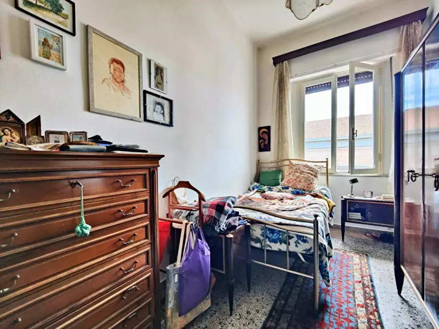 Immagine 19 di Appartamento in vendita  a Livorno