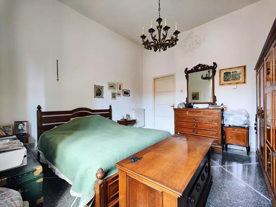 Immagine 13 di Appartamento in vendita  a Livorno