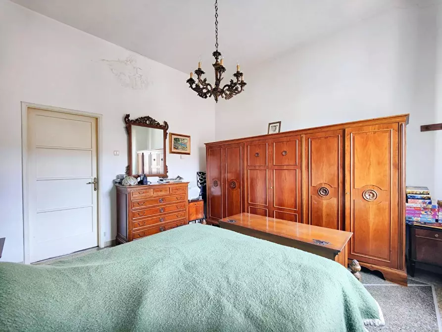 Immagine 12 di Appartamento in vendita  a Livorno