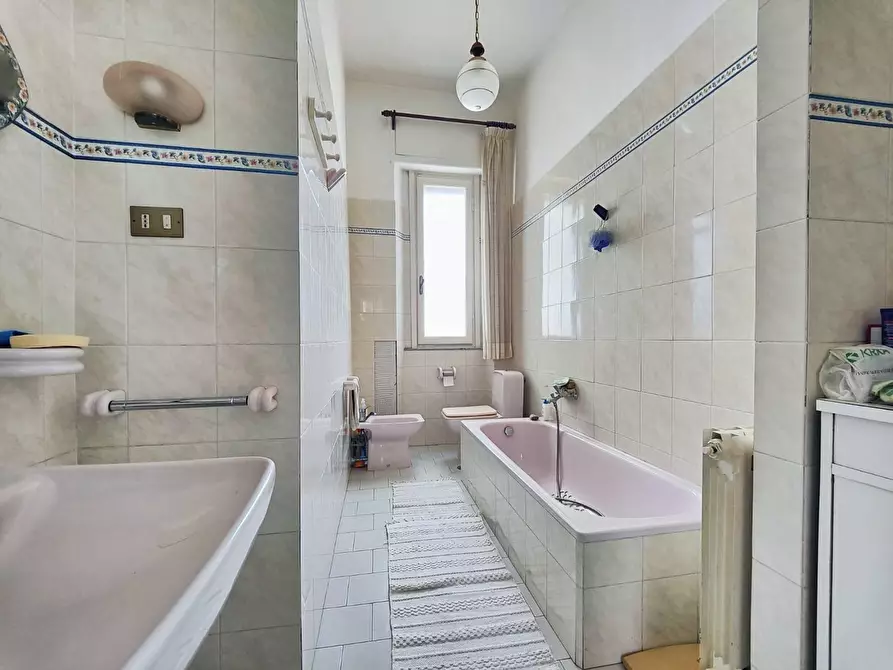 Immagine 20 di Appartamento in vendita  a Livorno