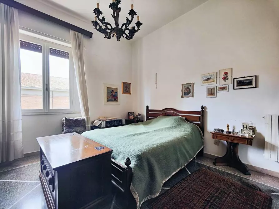 Immagine 14 di Appartamento in vendita  a Livorno