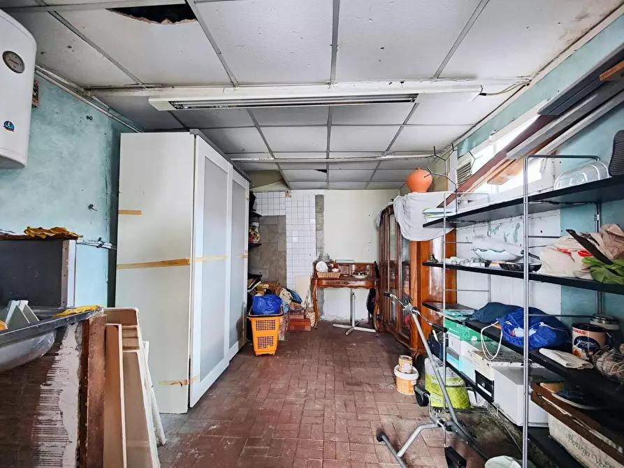 Immagine 20 di Appartamento in vendita  a Pisa