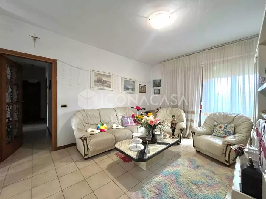 Immagine 2 di Appartamento in vendita  a Calcinaia