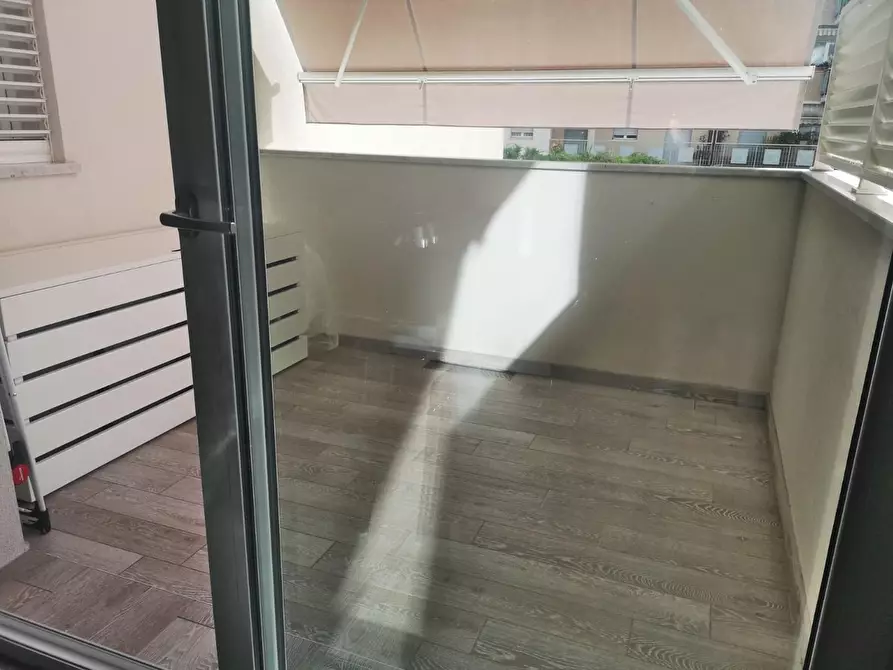 Immagine 10 di Appartamento in vendita  a Massa