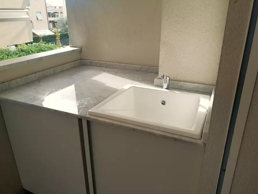 Immagine 36 di Appartamento in vendita  a Massa