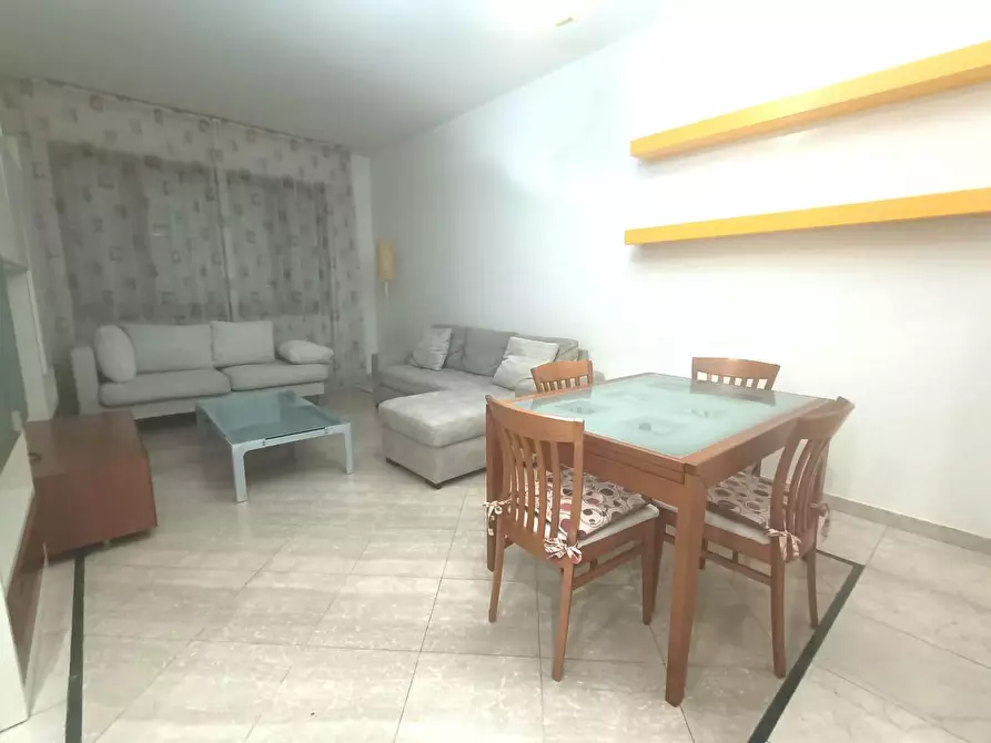 Immagine 11 di Appartamento in vendita  a Carrara