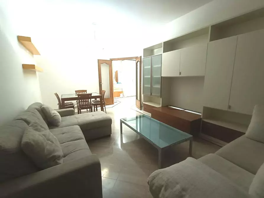 Immagine 2 di Appartamento in vendita  a Carrara