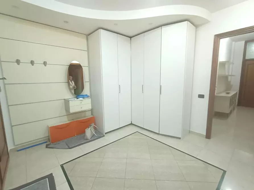 Immagine 4 di Appartamento in vendita  a Carrara