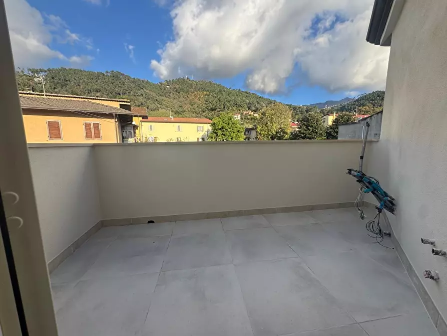Immagine 12 di Terratetto in vendita  a Massa
