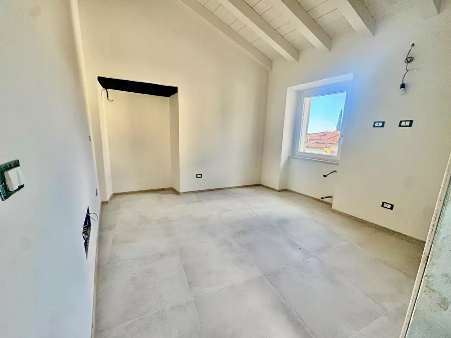 Immagine 5 di Terratetto in vendita  a Massa