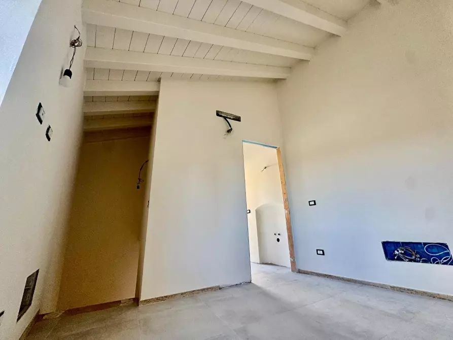 Immagine 9 di Terratetto in vendita  a Massa