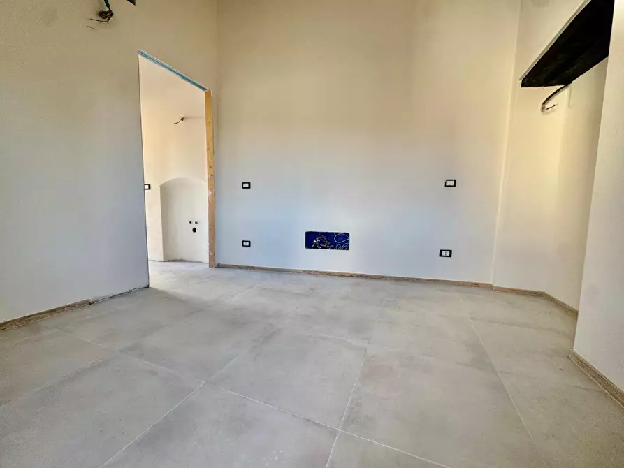 Immagine 11 di Terratetto in vendita  a Massa