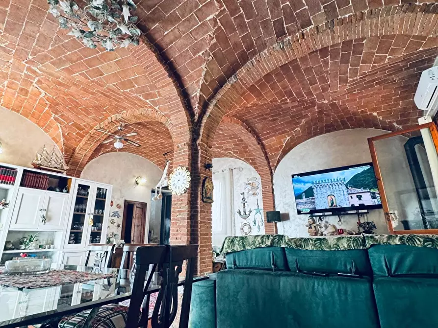 Immagine 10 di Appartamento in vendita  a Cascina