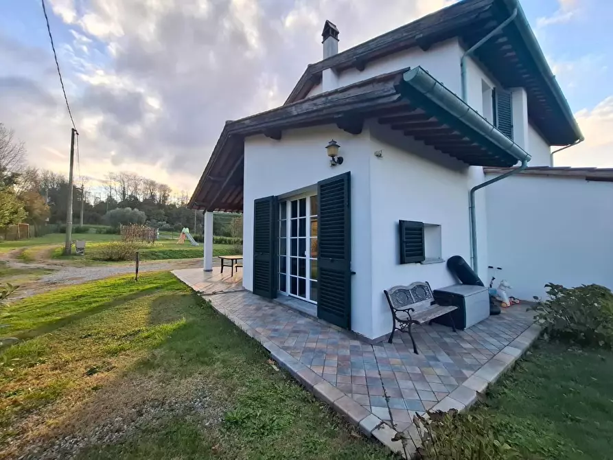 Immagine 5 di Villa in vendita  a Fucecchio