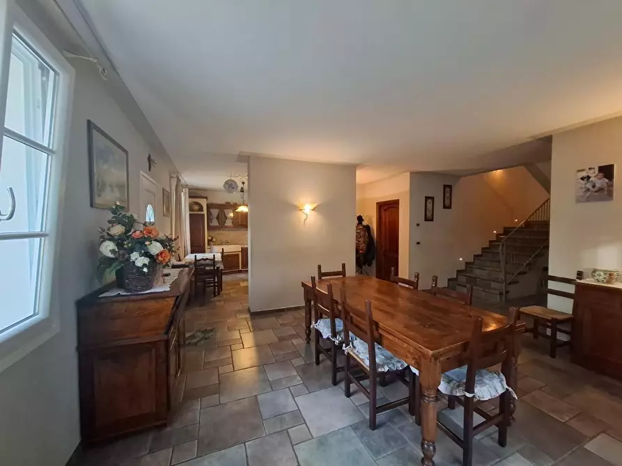 Immagine 60 di Villa in vendita  a Fucecchio