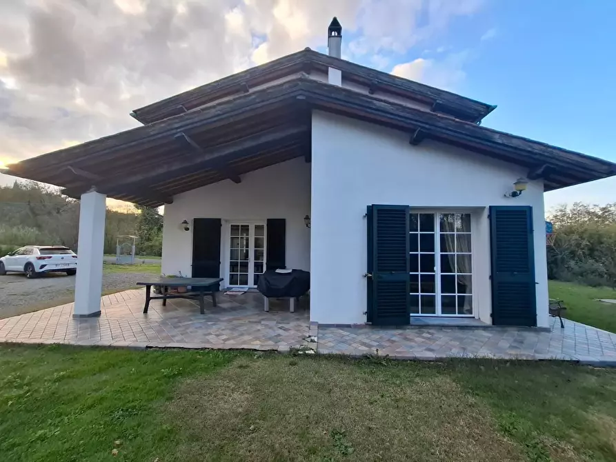 Immagine 17 di Villa in vendita  a Fucecchio