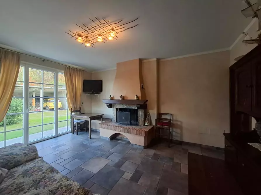 Immagine 46 di Villa in vendita  a Fucecchio