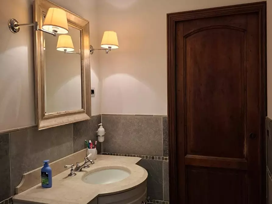 Immagine 51 di Villa in vendita  a Fucecchio