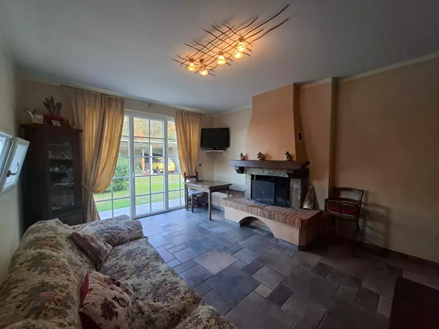 Immagine 41 di Villa in vendita  a Fucecchio