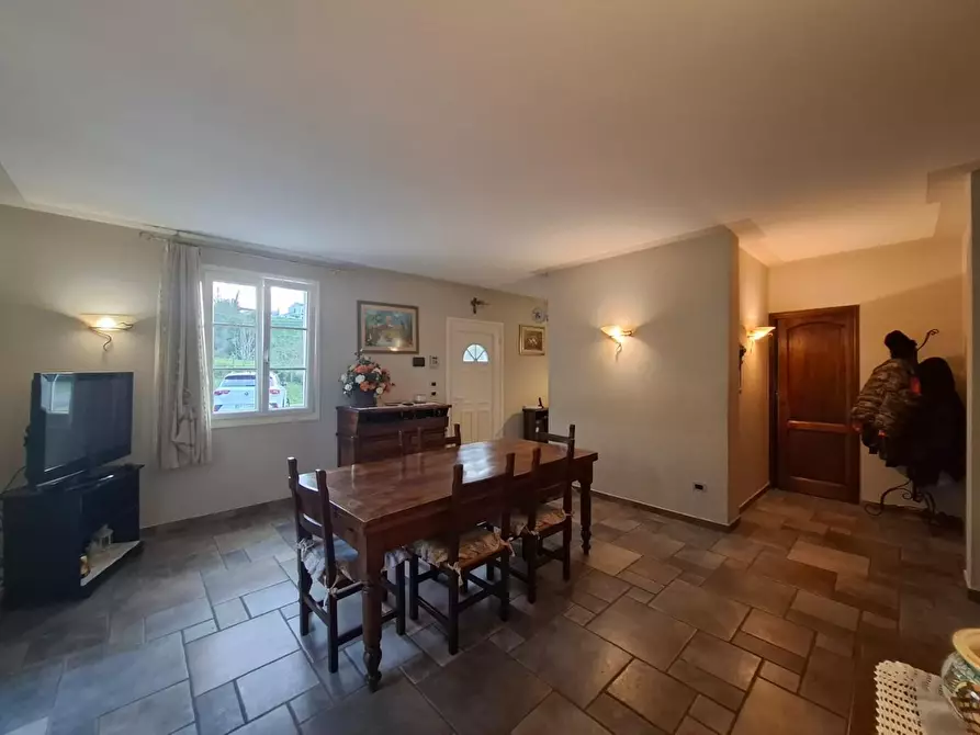 Immagine 8 di Villa in vendita  a Fucecchio