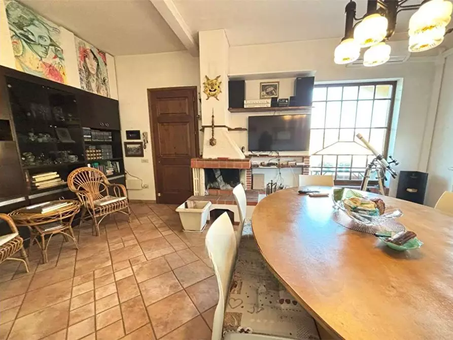 Immagine 2 di Appartamento in vendita  a Bientina