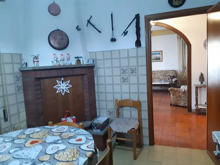 Immagine 8 di Casa indipendente in affitto  a Massa