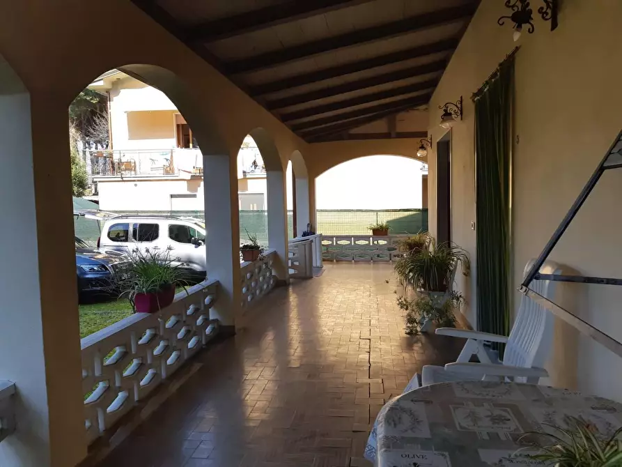 Immagine 3 di Casa indipendente in affitto  a Massa