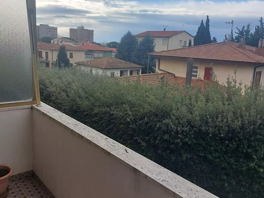 Immagine 3 di Appartamento in vendita  a Rosignano Marittimo