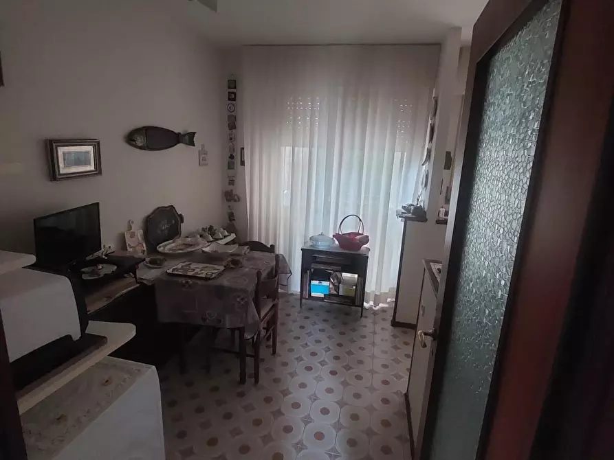 Immagine 5 di Appartamento in vendita  a Rosignano Marittimo