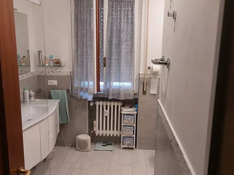 Immagine 9 di Appartamento in vendita  a Rosignano Marittimo