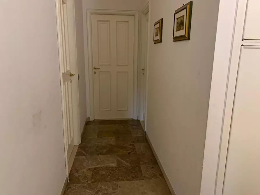 Immagine 7 di Appartamento in vendita  a Livorno