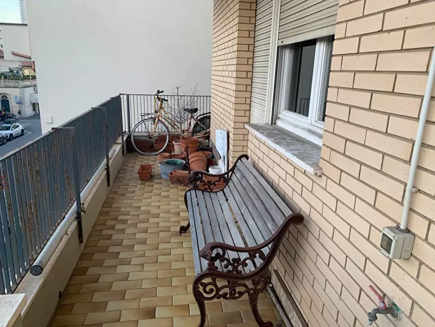 Immagine 8 di Appartamento in vendita  a Livorno
