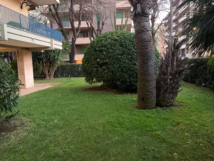 Immagine 10 di Appartamento in vendita  a Livorno