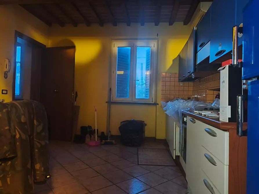 Immagine 7 di Appartamento in vendita  a Lucca