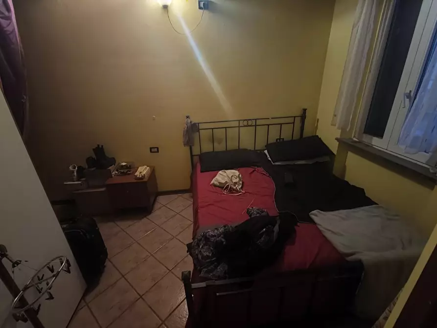 Immagine 10 di Appartamento in vendita  a Lucca